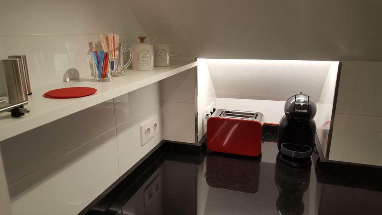 Estudio Atico Con Altillo Ourense Eksteriør bilde